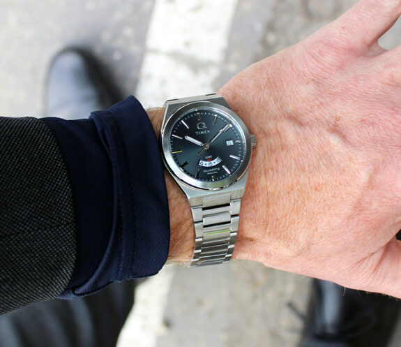 Monday Men’s Sales Tripod – Grant Stone, Extra 60% off J. Crew Final Sale, & More