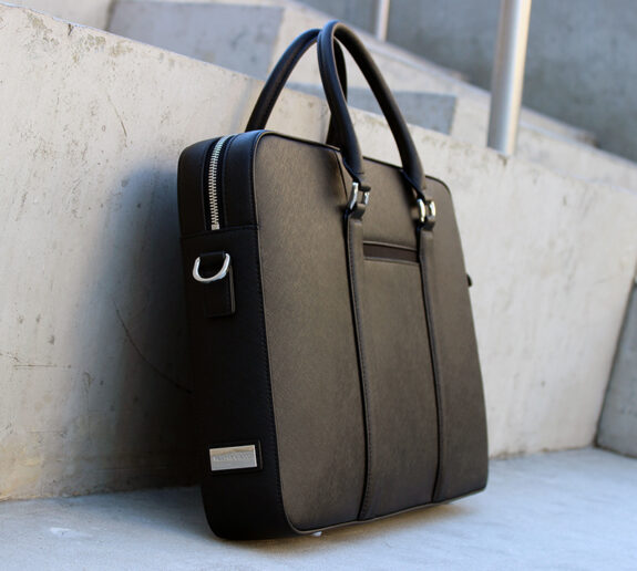 Win it: The Maverick & Co Manhattan Deluxe Leather Briefcase